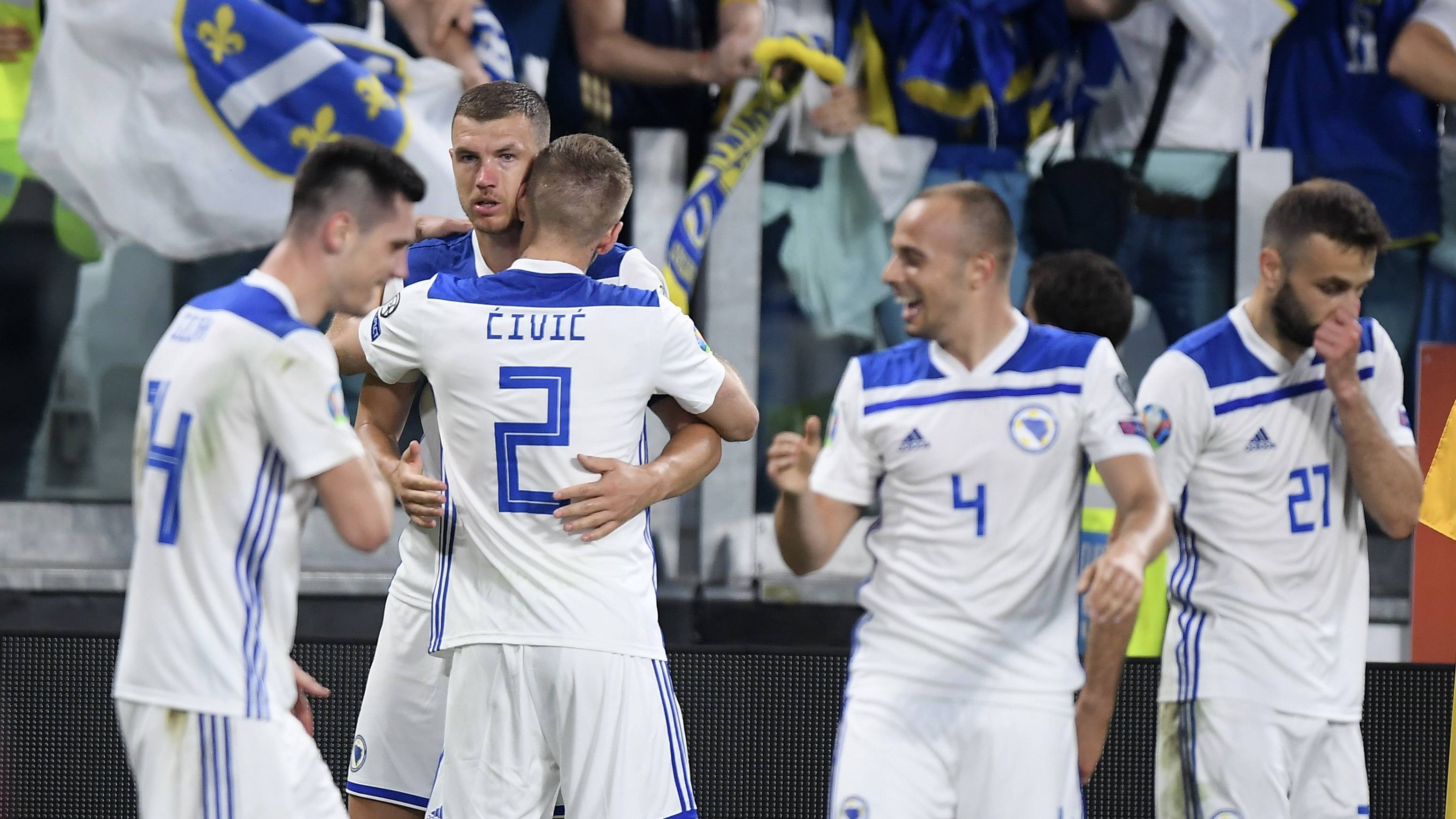 包含欧国联胜负揭晓：球队斗志高昂的词条