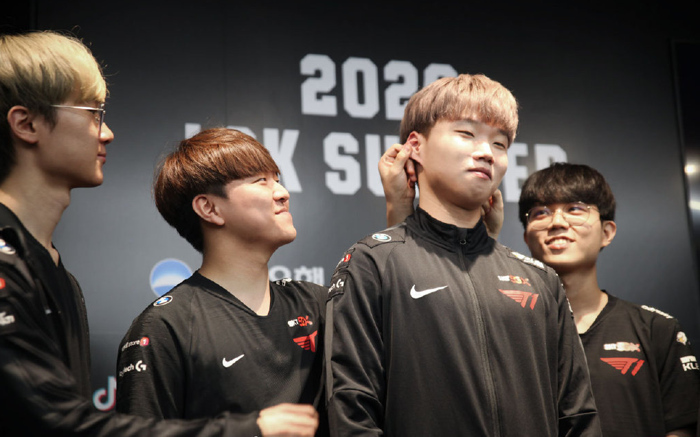 100T鏖战DK，Caps一己之力扛起全队的简单介绍