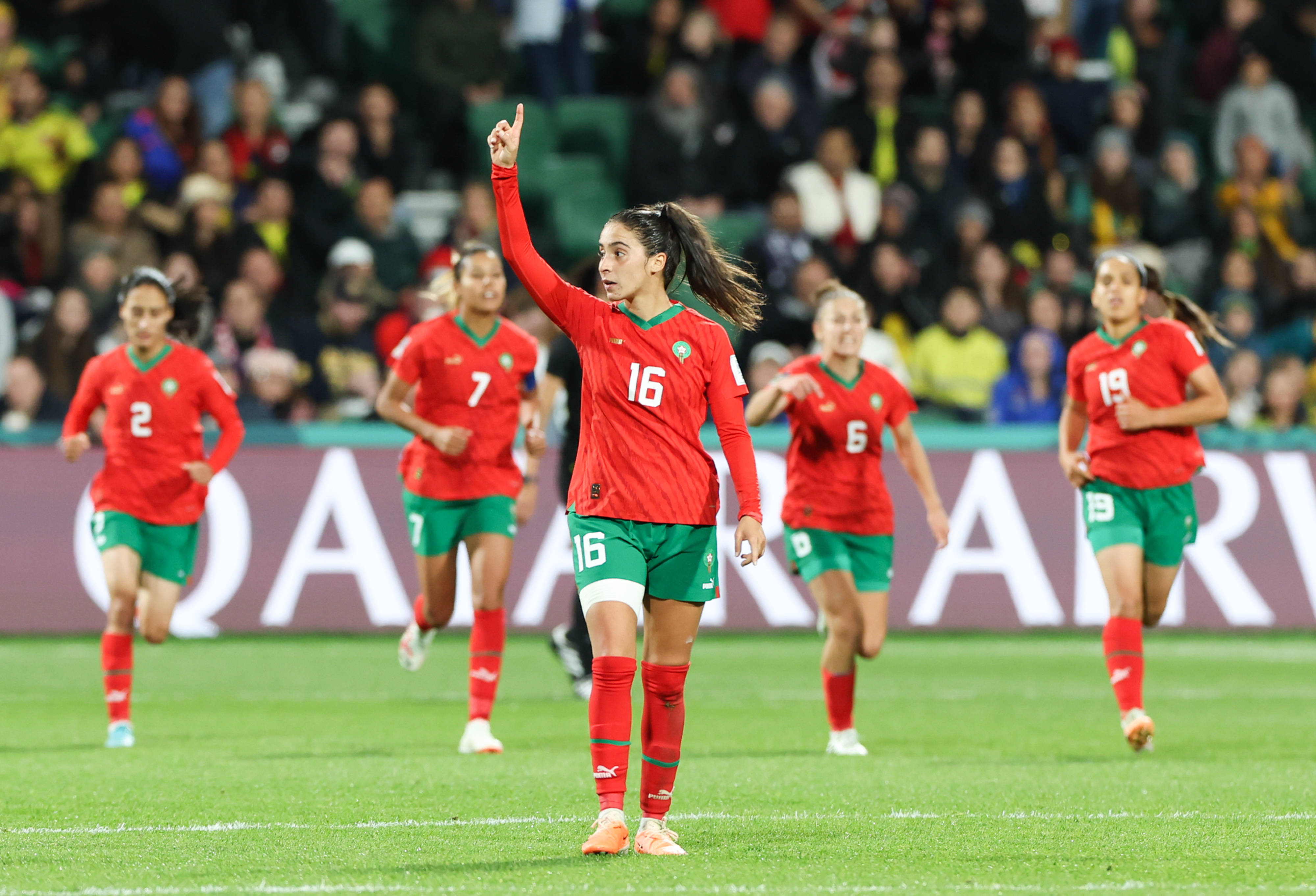 包含德国强势摩洛哥，马夏尔惊艳世界的词条