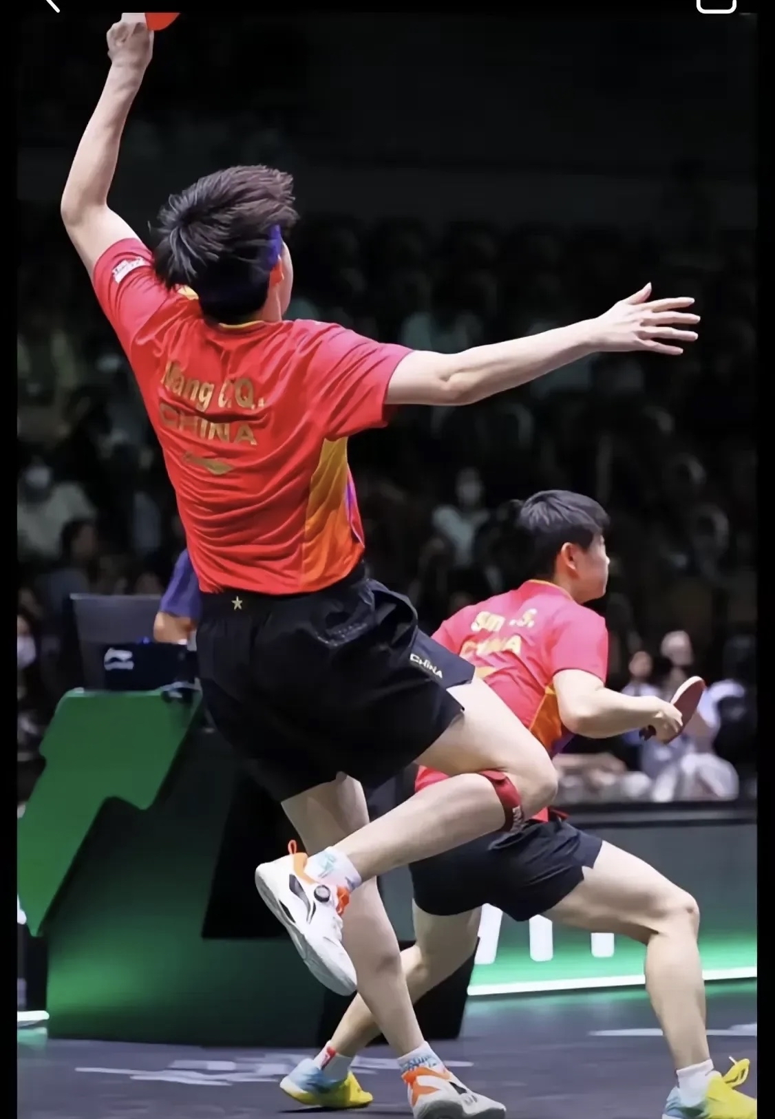 比赛闪光：球员们的精彩表现令人拍案叫绝！的简单介绍