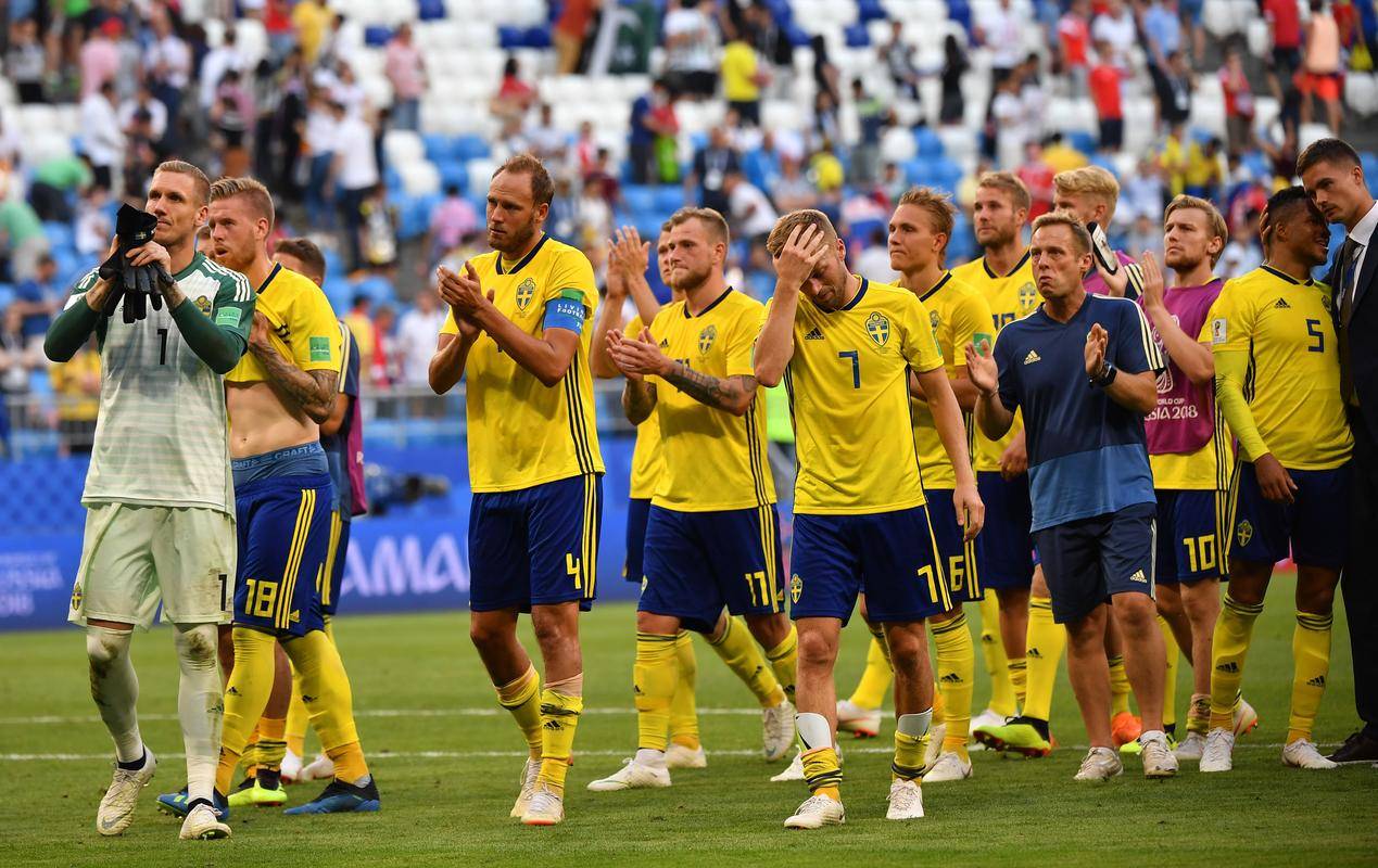 关于瑞典队战胜斯洛伐克，晋级欧国联强的信息