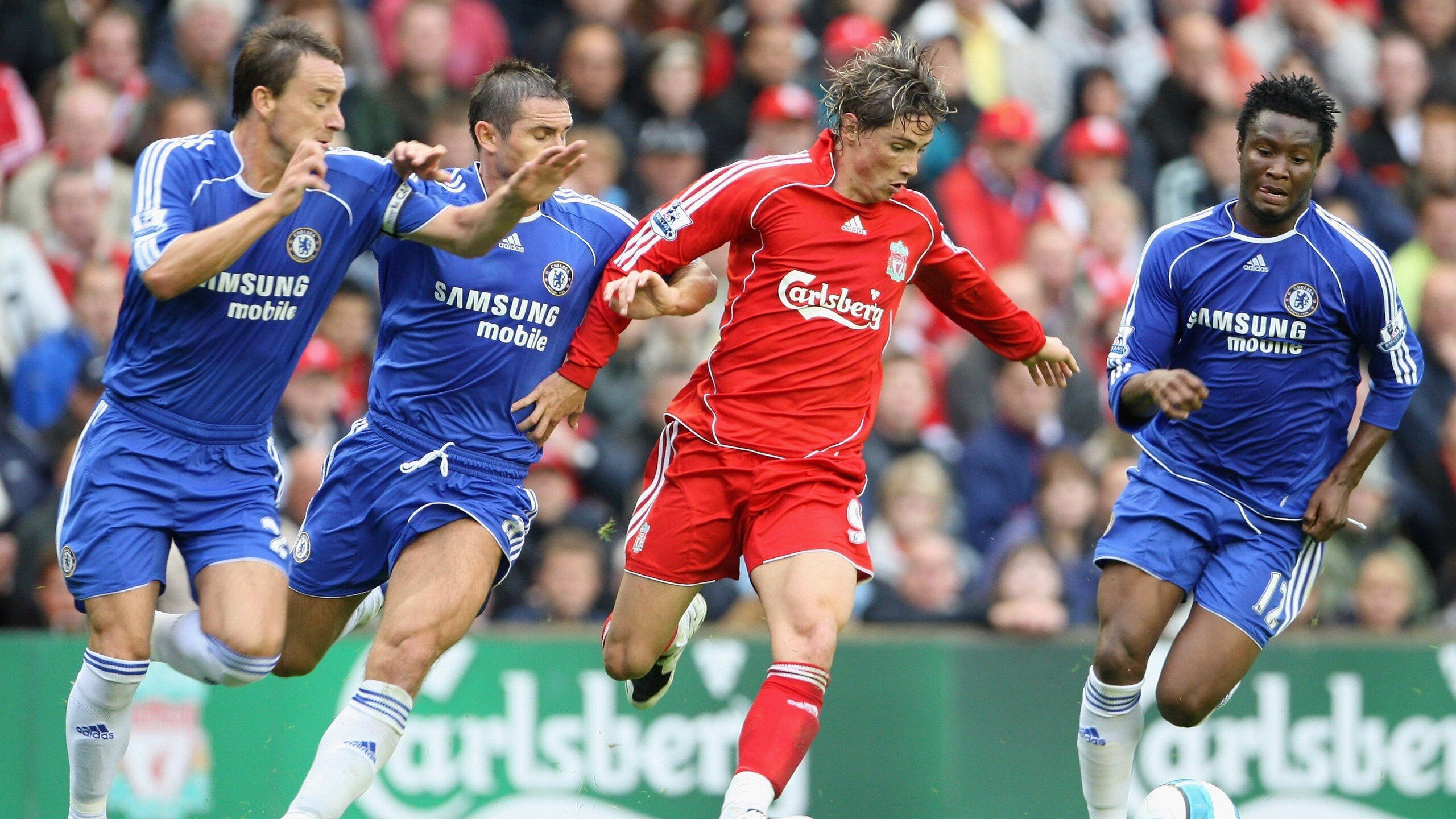 年度焦点之战，勒沃库森最后时刻绝杀那不勒斯，谱写欧冠经典之夜